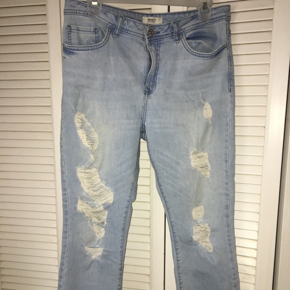 Ripped Boyfriend Jeans - Picture 1 of 1